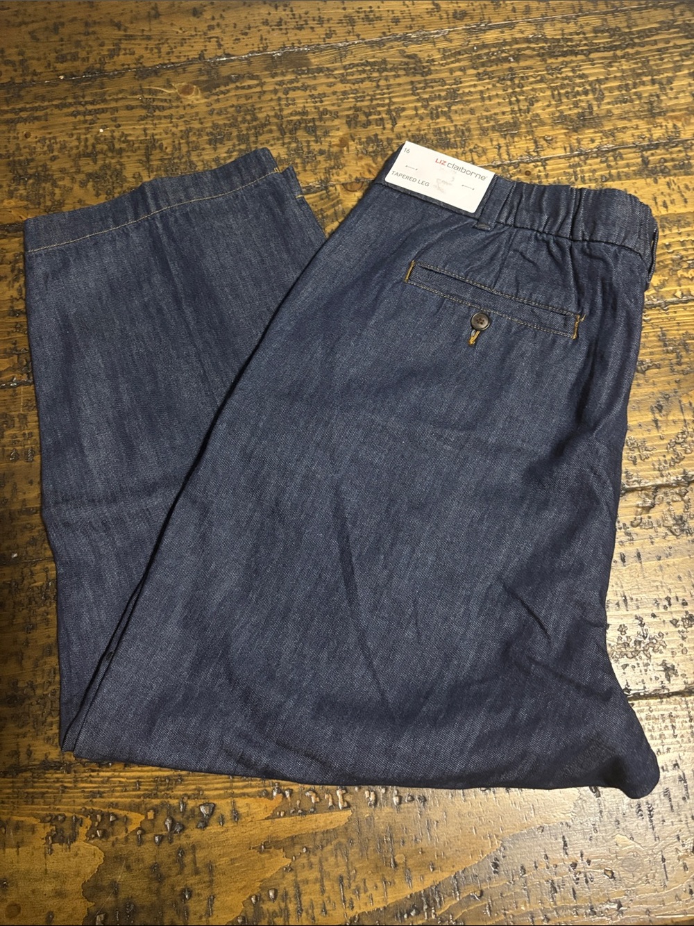 NWT‎ Liz Claiborne Tapered Leg Denim Pants Size 16 Bergen Wash Back Elastic